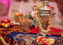 Осенняя свадьба на природе в русском стиле